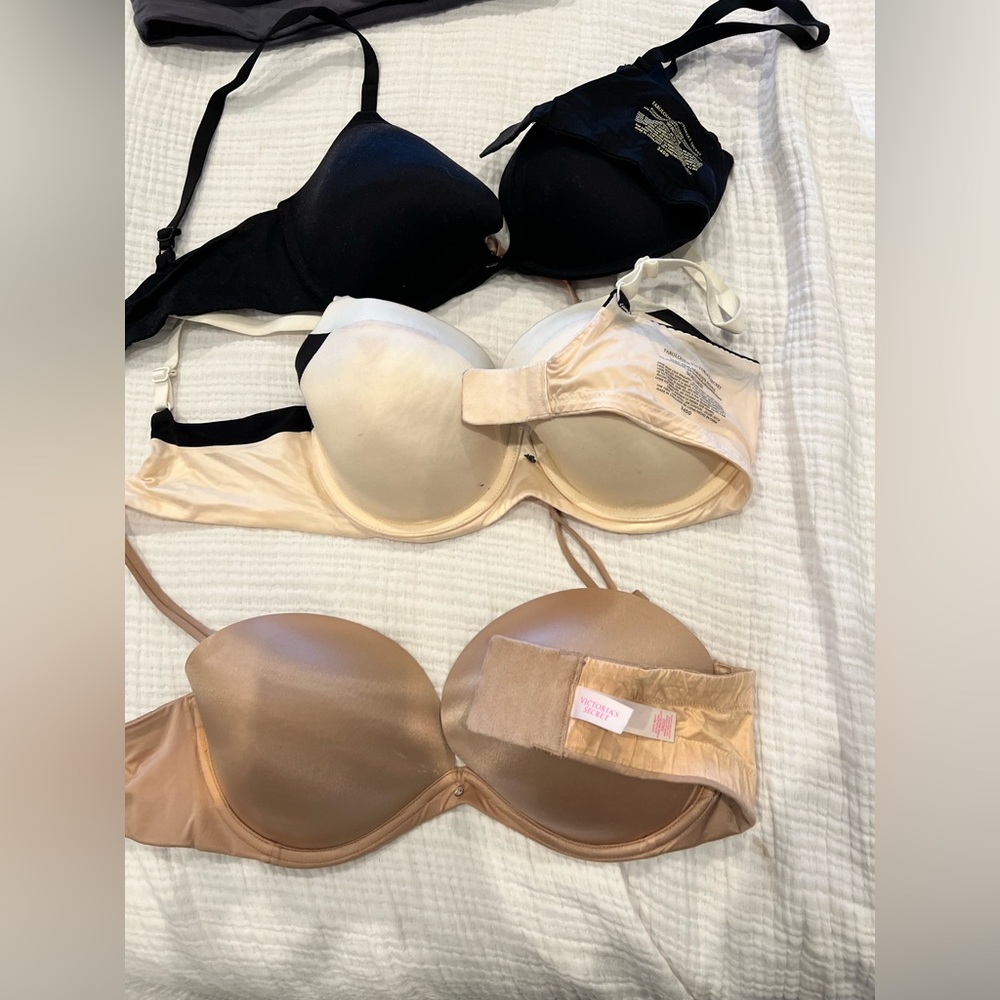 Victoria Secret Fabulous Lined Demi bra 34dd